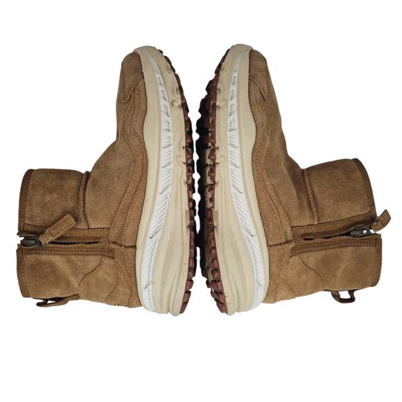 UGG Boots Mens Size 8 Tan CA805 Classic Weather Suede Waterproof Snow Unisex main image 11